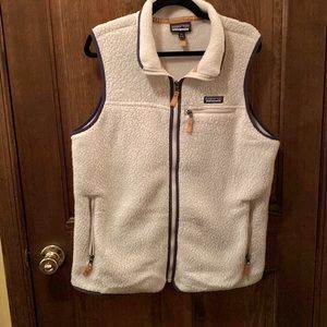 NWOT Patagonia fleece vest Size XL